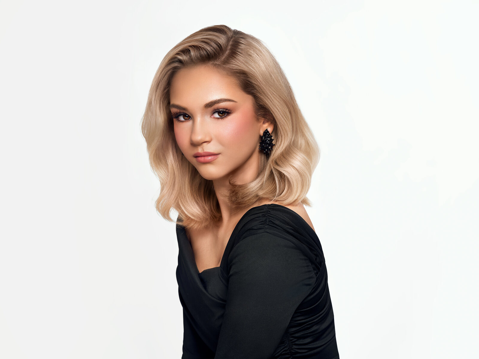 Adalyn Oak, photographed by Michael Cook